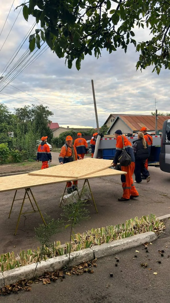 У Київському районі постраждали 17 приватних будинків