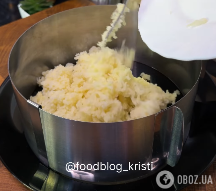 Натираем картофель