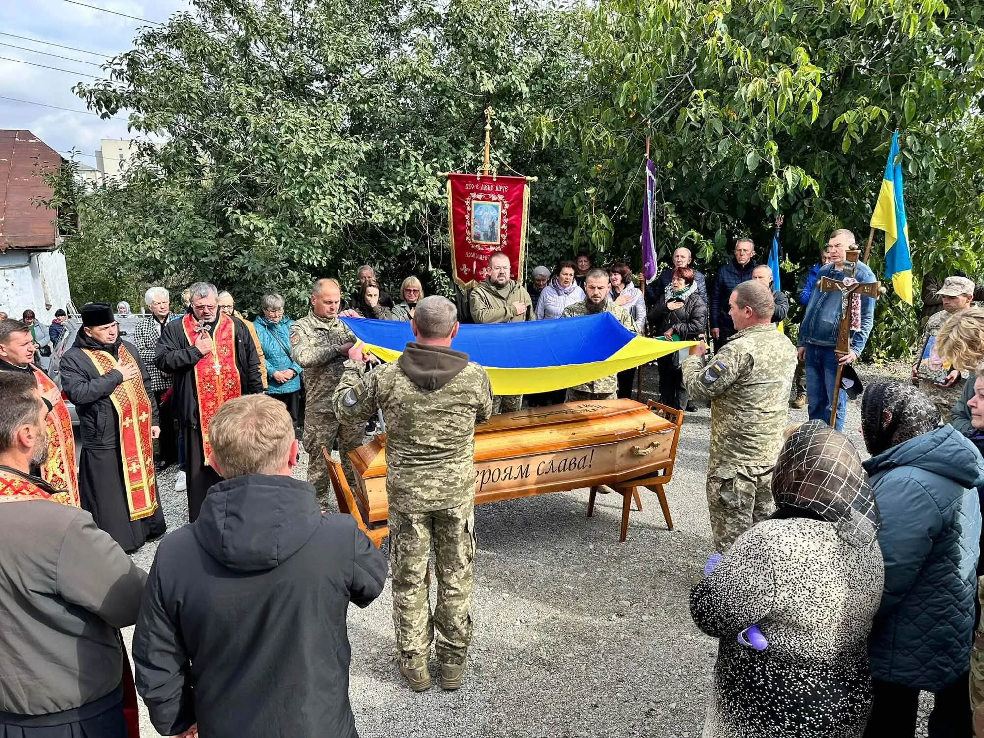 В Тернопольской области простились с защитником Украины Николаем Олийныком