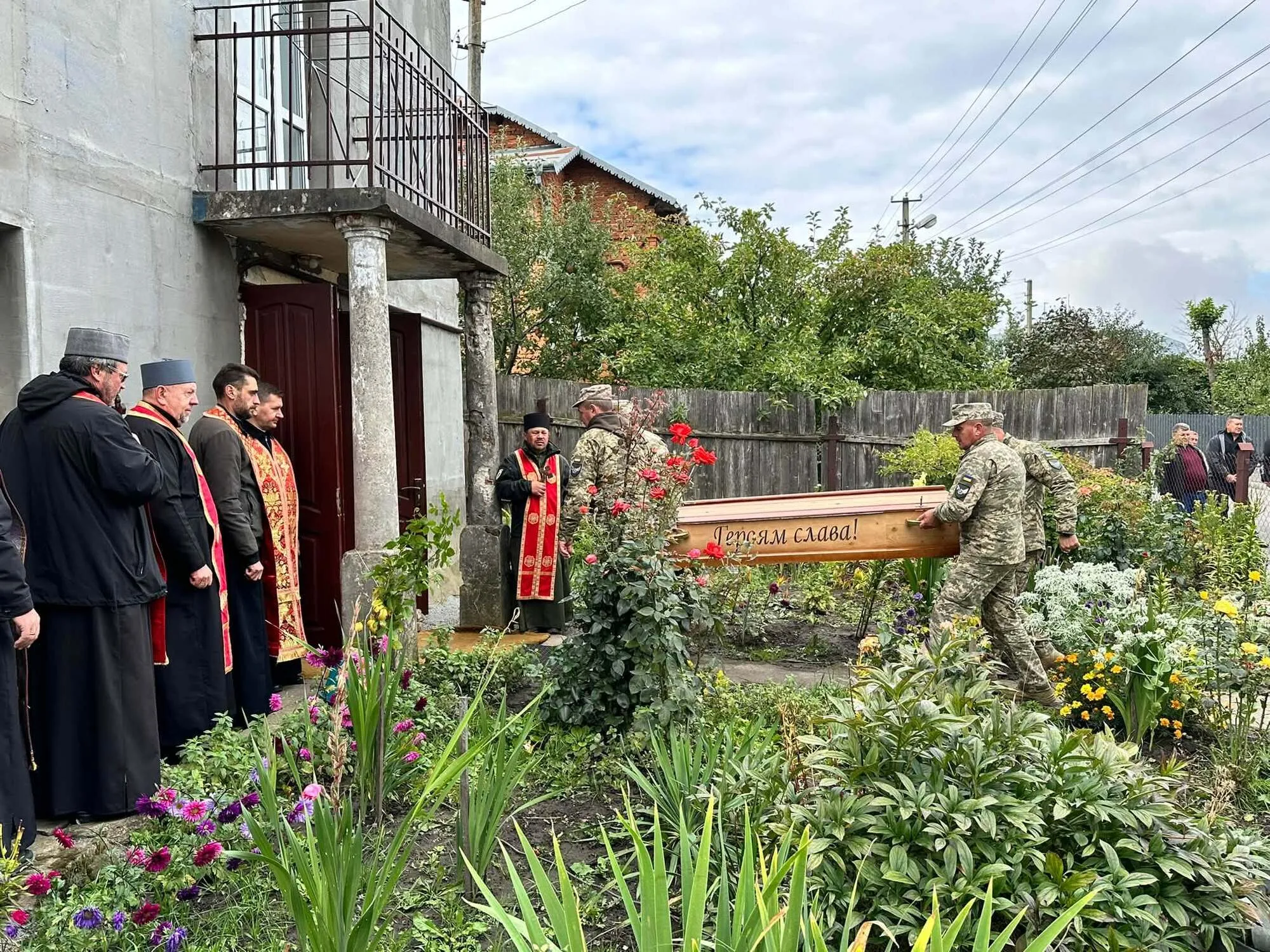 В Тернопольской области простились с защитником Украины Николаем Олийныком