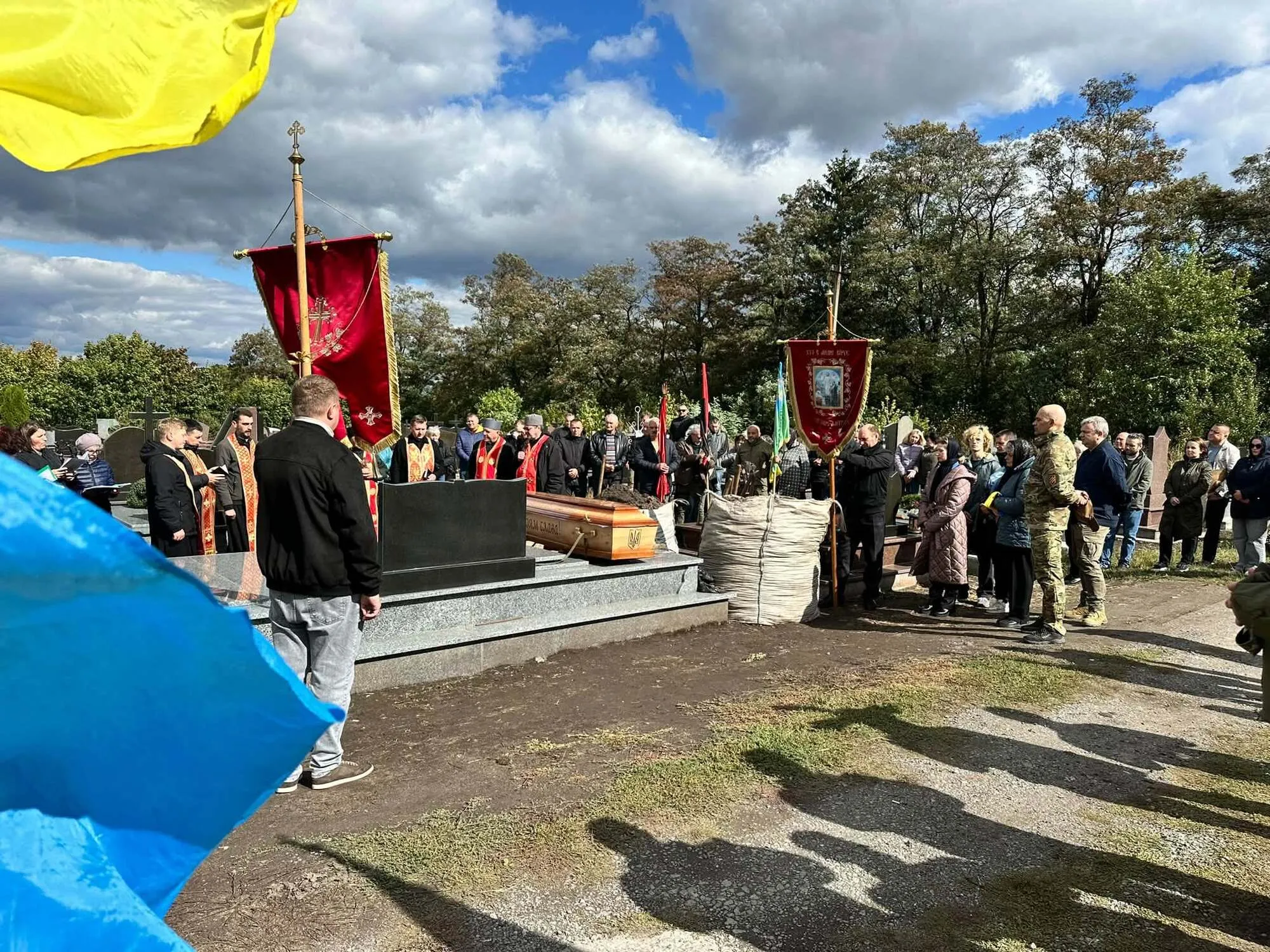 В Тернопольской области простились с защитником Украины Николаем Олийныком