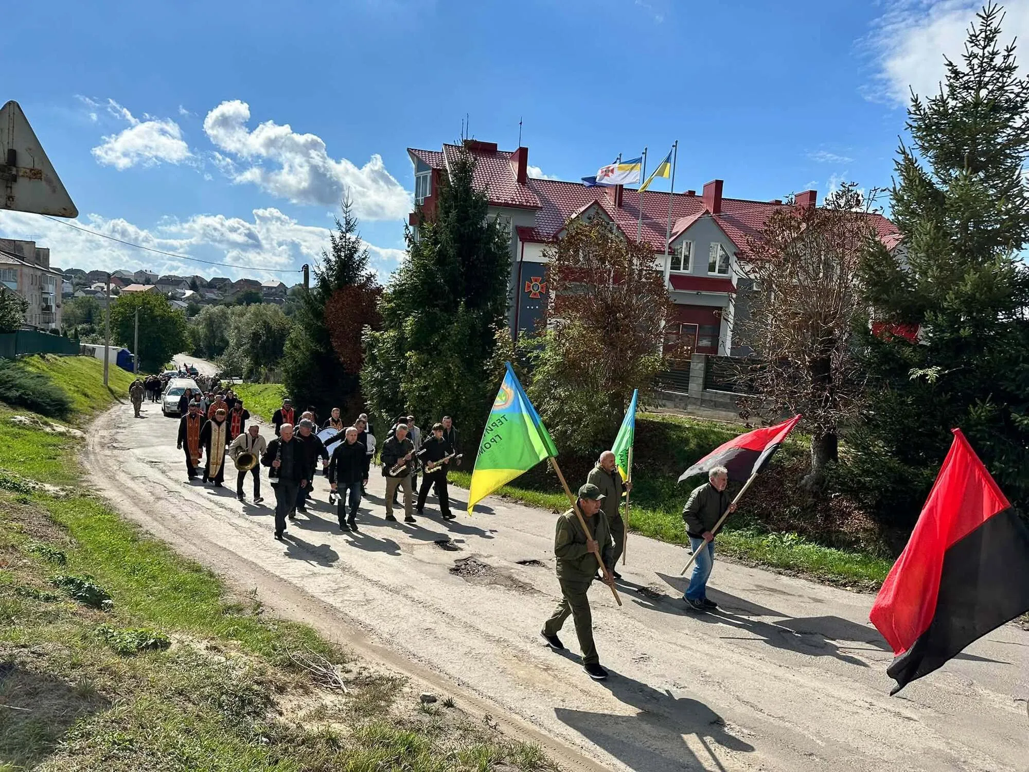 В Тернопольской области простились с защитником Украины Николаем Олийныком