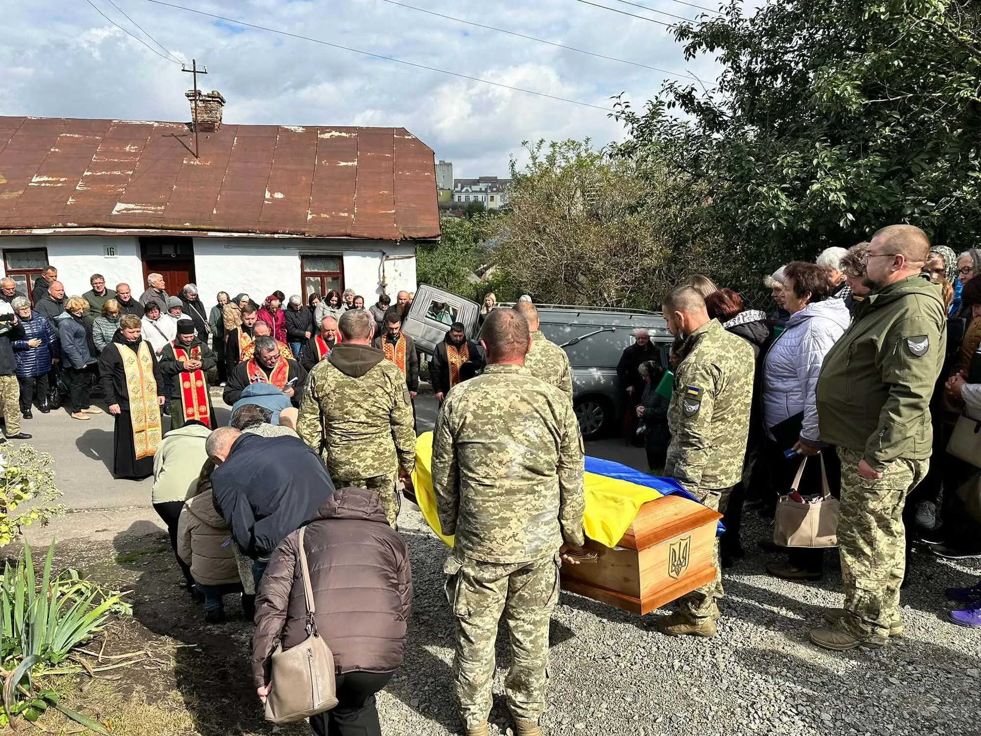 В Тернопольской области простились с защитником Украины Николаем Олийныком