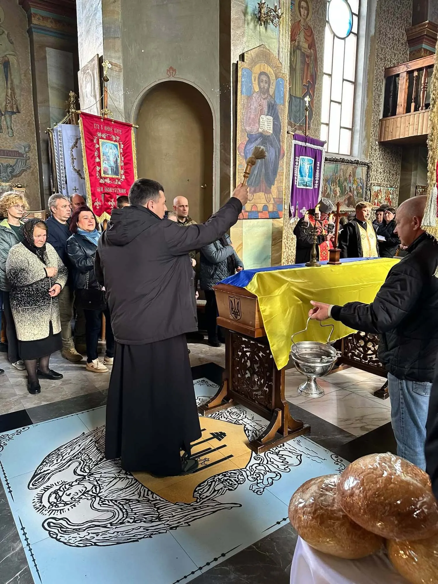 В Тернопольской области простились с защитником Украины Николаем Олийныком