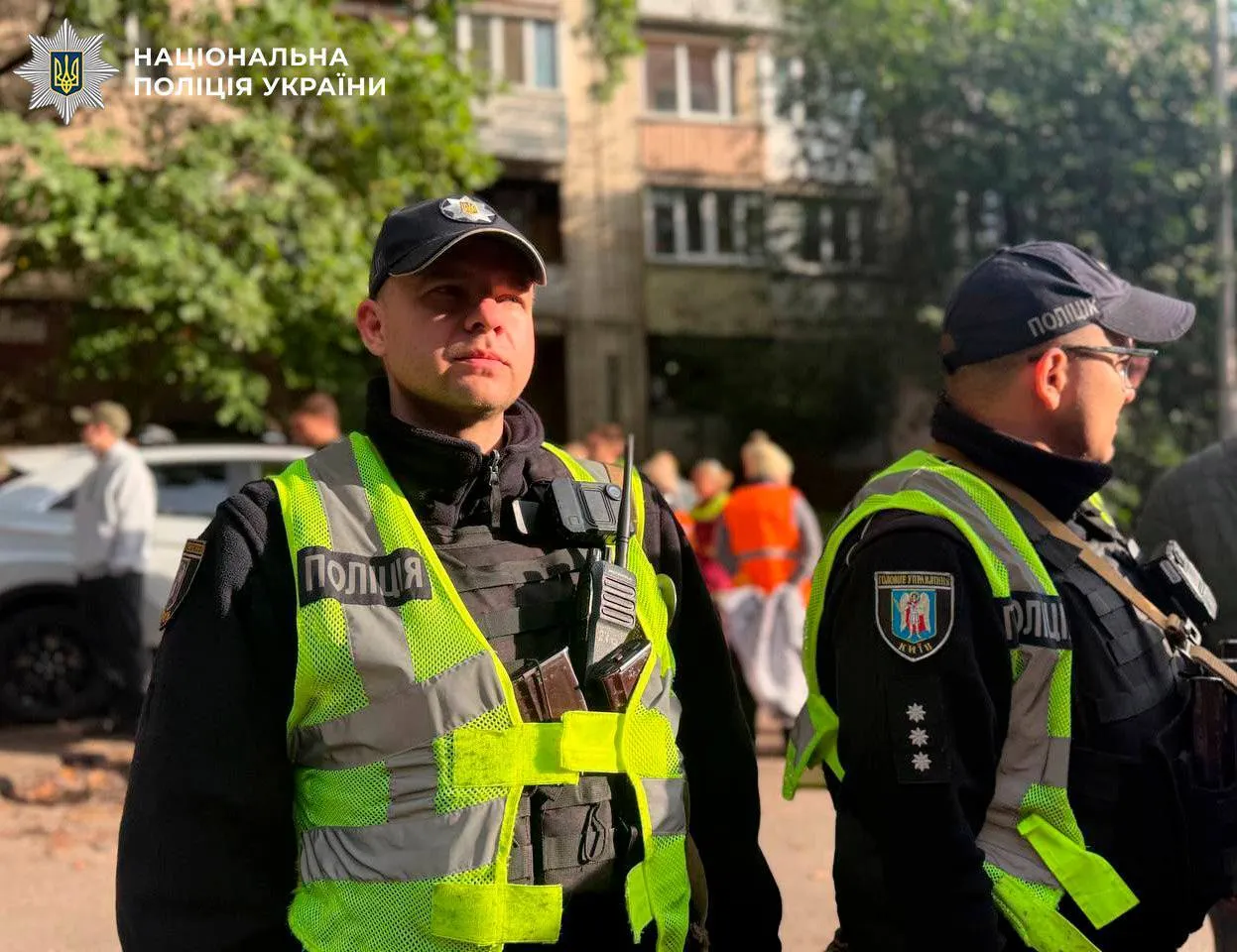 Росія вдарила по багатоповерхівці у Печерському районі Києва