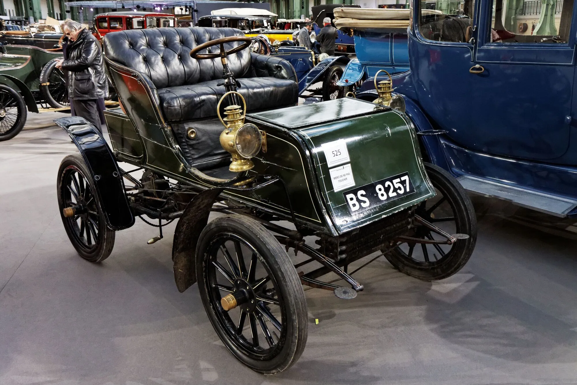 Pierce-Arrow.