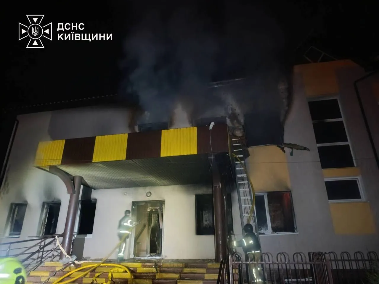 Наслідки удару по Іванківському ліцею