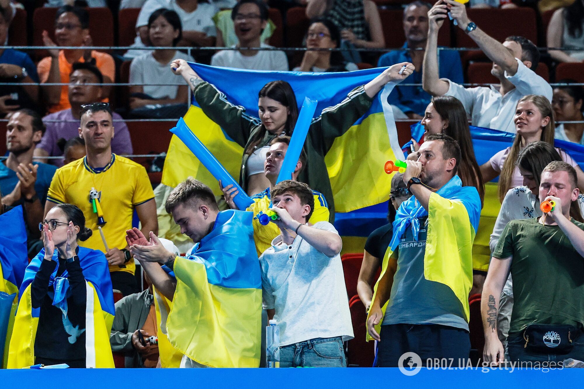 Українські вболівальники у Китаї
