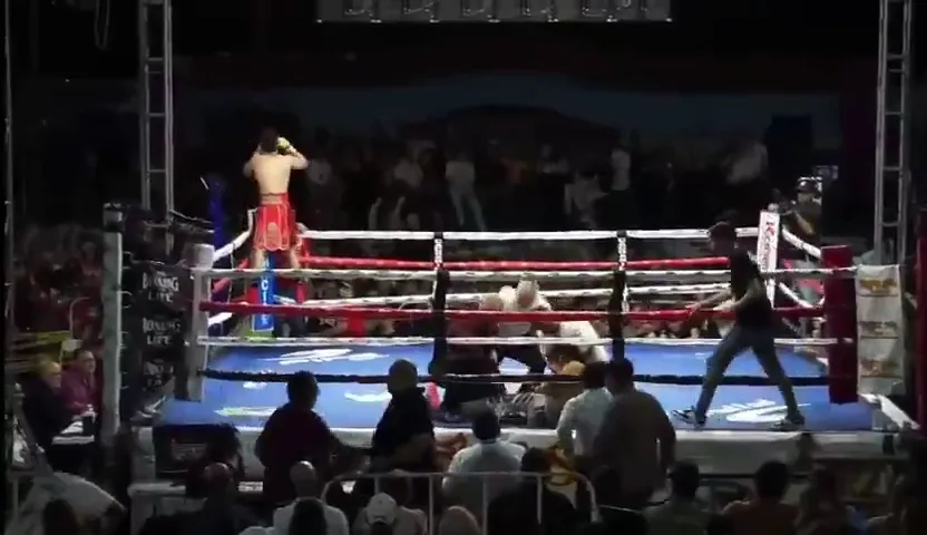 У боксера начались судорги