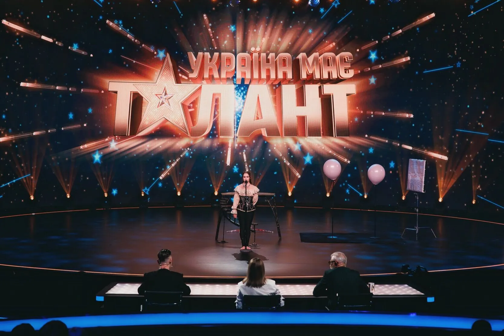 София Тепла на шоу "Украина имеет талант"