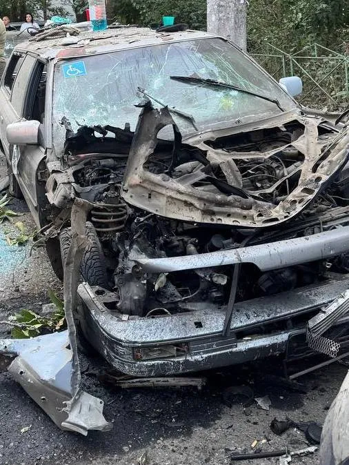 Автомобиль после российского удара по Одессе