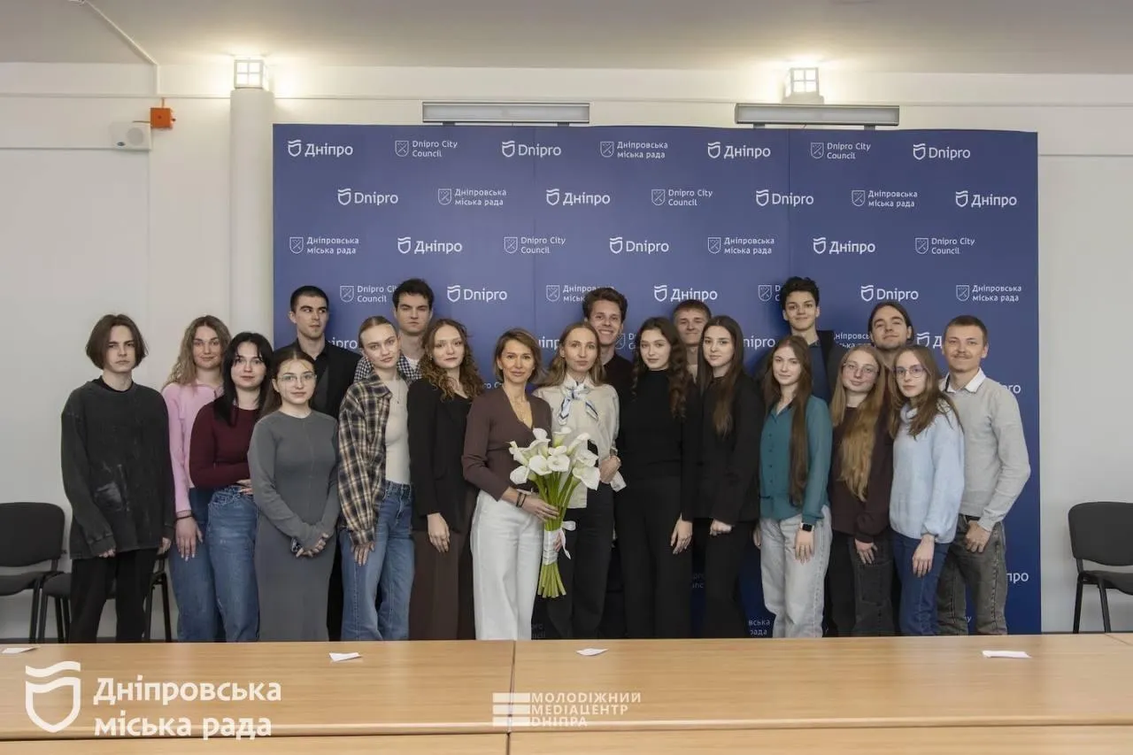 У Дніпрі молодь може долучитися до роботи виконавчих органів міської ради та отримати практичний досвід