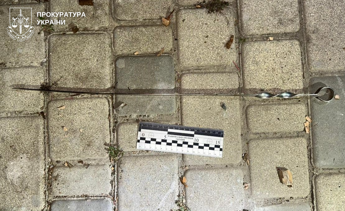Шампур, которым женщина убила мужа.