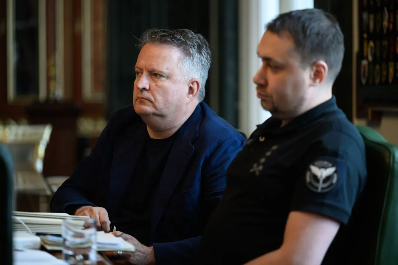 Зеленський провів нараду з українською переговорною групою.