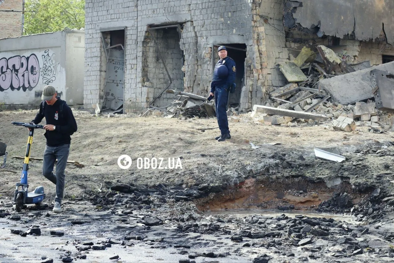Последствия удара РФ по Киеву в Соломенском районе Киева.