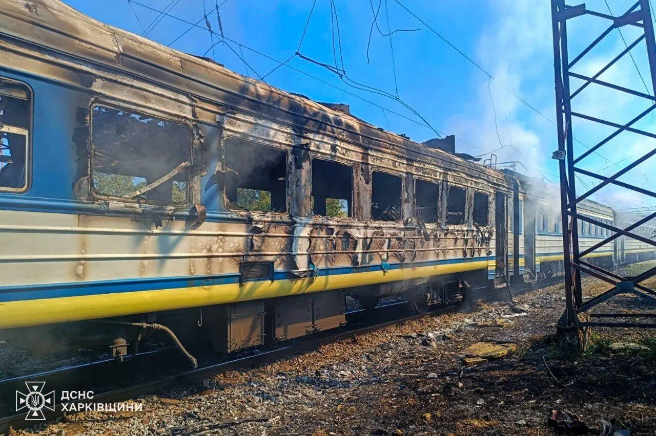 Россия нанесла удар по пассажирскому поезду в Харьковской области