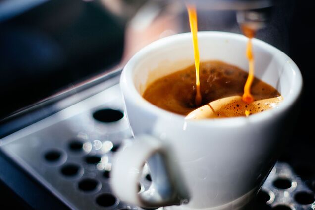 Эксперты предупредили об опасности кофе перед завтраком