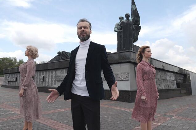 Вокалистки Донецкого университета выполнили пропагандистскую песню о Донбассе