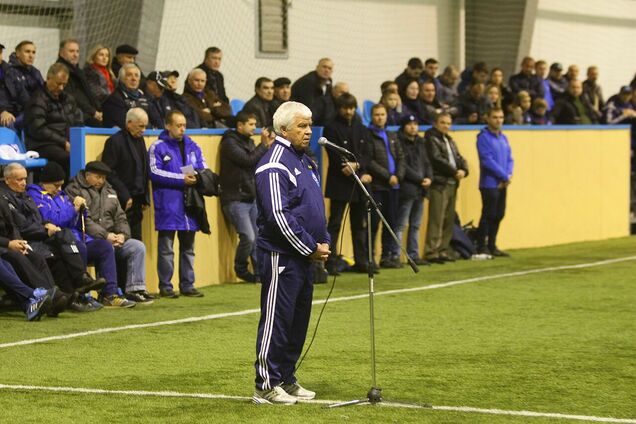 Легенди 'Динамо' відкрили поле в Українці