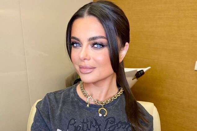 Королева призналась, что любовница Тарзана планировала стать суррогатной матерью для пары