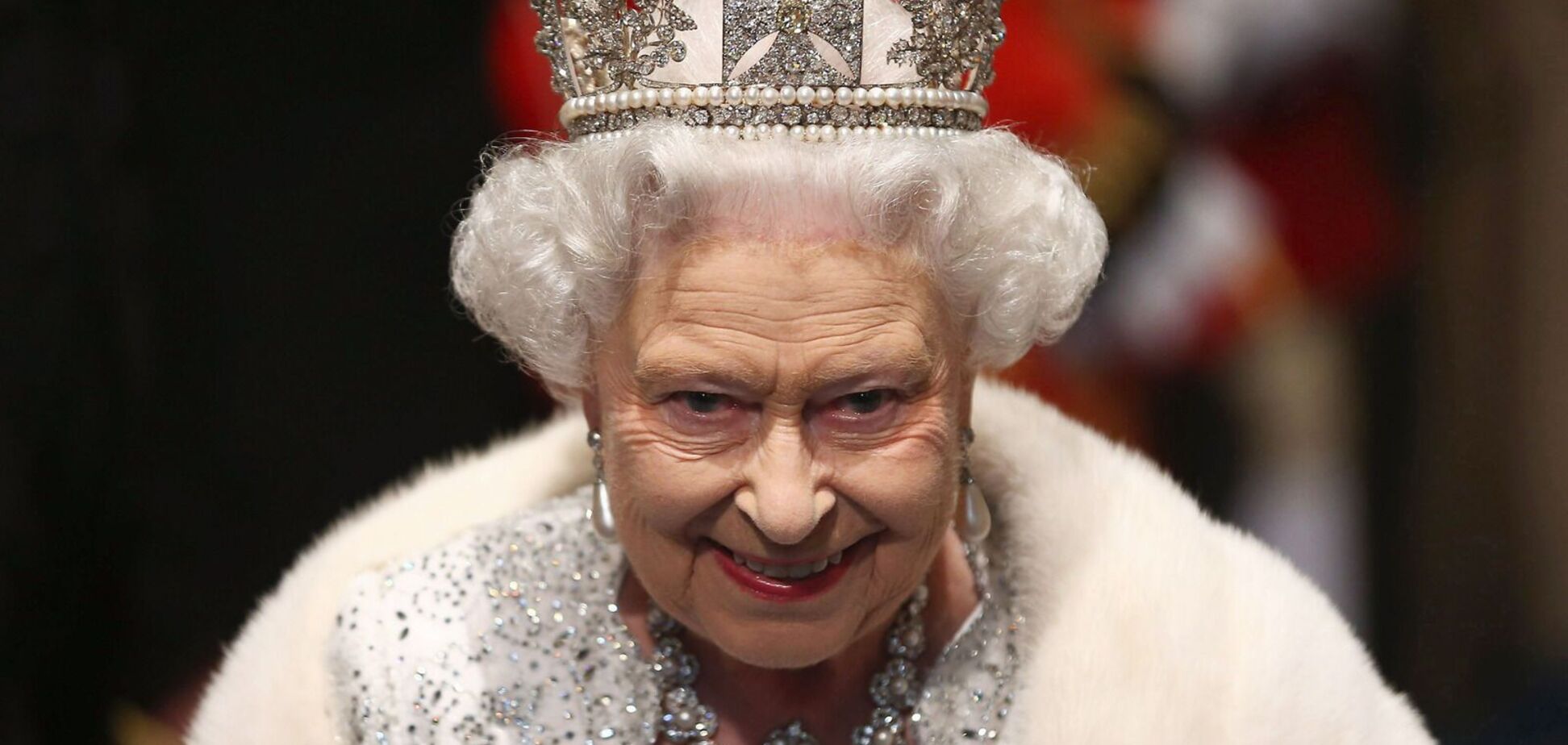 Королева Елизавета впервые за долгое время вышла на публику