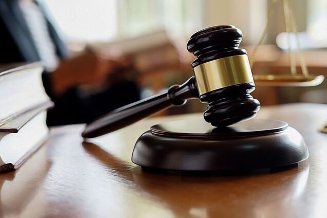 Печерський районний суд Києва зобов'язав виплатити 130 млн грн з бюджету синові Головача