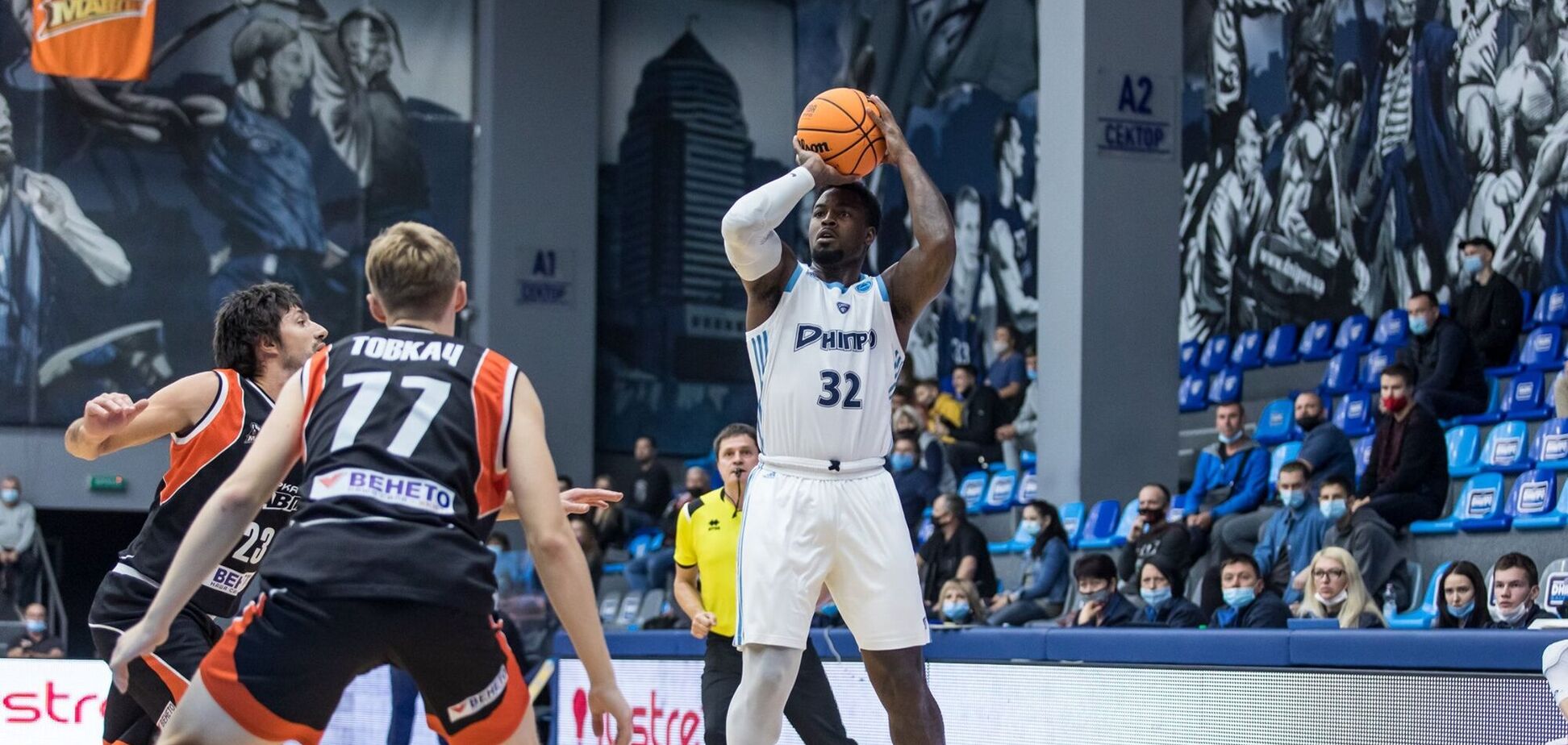 'Будивельник' - 'Днепр'