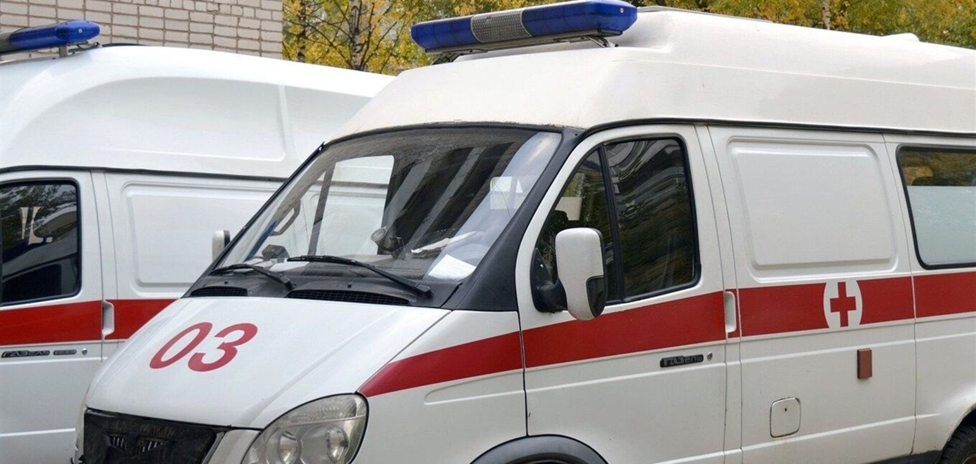 Під Дніпром чоловік із ножем напав на бригаду швидкої допомоги