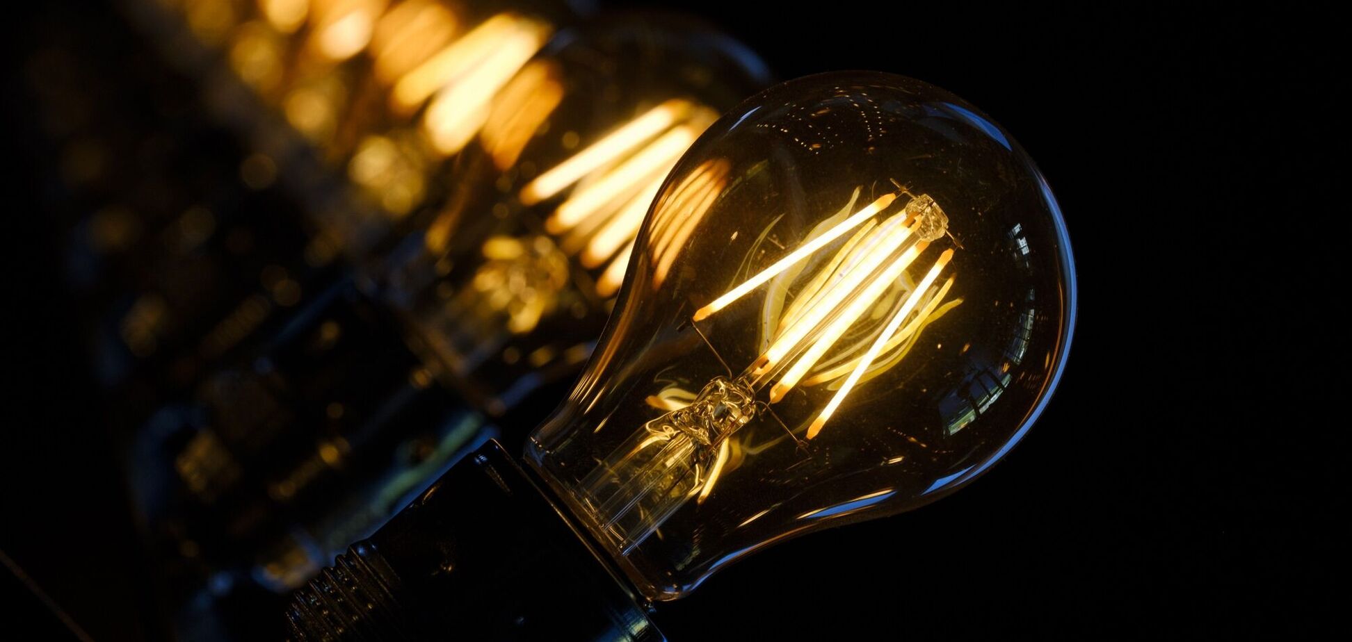 В пяти районах Днепра отключат свет: кого коснется