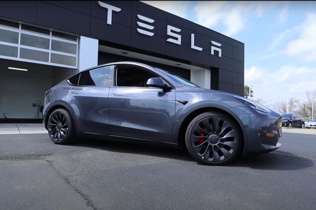 Электромобили Tesla можно будет зарядить за 7 минут