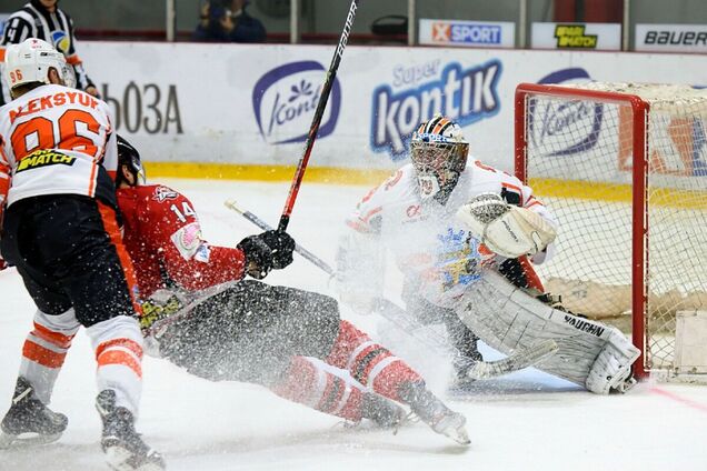 'Кременчук' вырвал победу у ХК 'Донбасс' и сравнял счет в финальной серии УХЛ Париматч