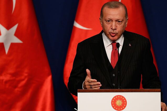 Ердоган заявив, що Росія, Франція і США постачають зброю Вірменії