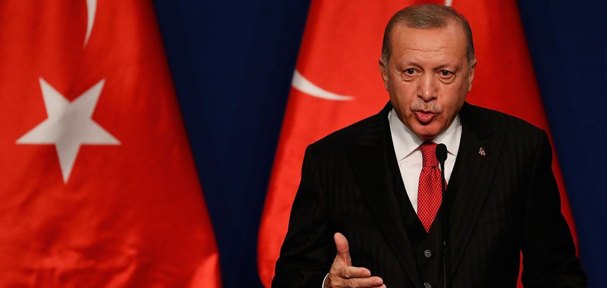 Эрдоган заявил, что Россия, Франция и США поставляют оружие Армении