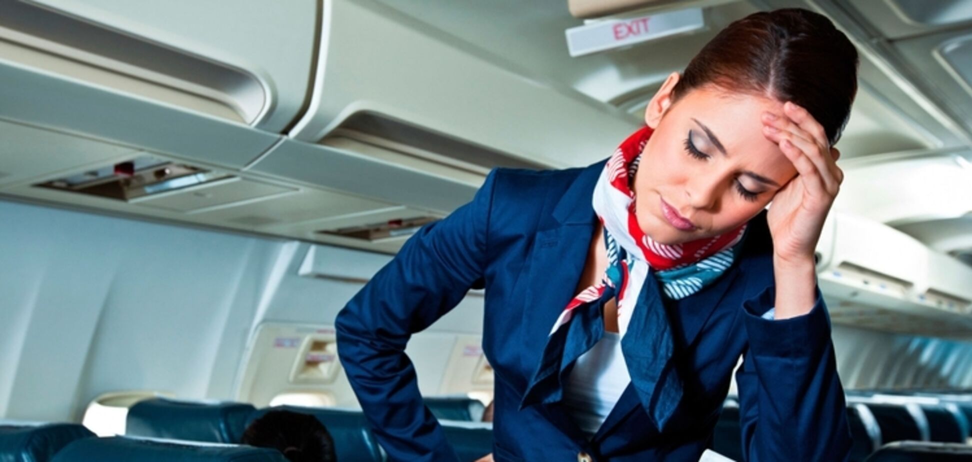 Стюардесса раскрыла самые раздражающие поступки авиапассажиров