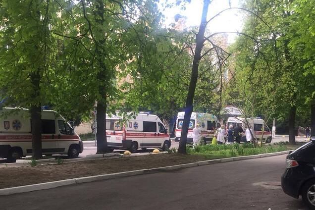 В госпиталь доставили раненых бойцов, есть с ампутацией: нужна помощь