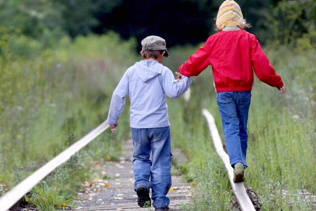 На Дніпропетровщині троє дітей втекли 'погуляти' до сусідньої області