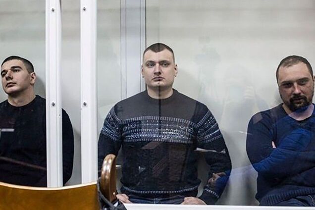 Суд отказался арестовать экс-”беркутовцев'