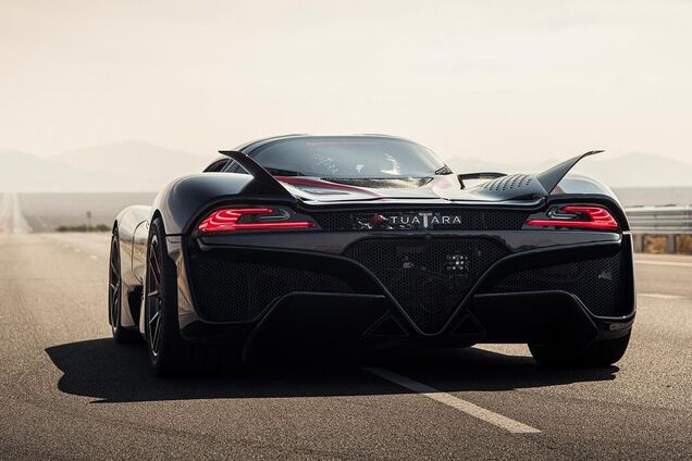 Самый быстрый в мире серийный автомобиль разогнали до 508 км/ч