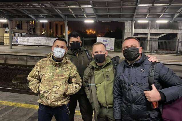 'Слуги народу' відправилися на Донбас