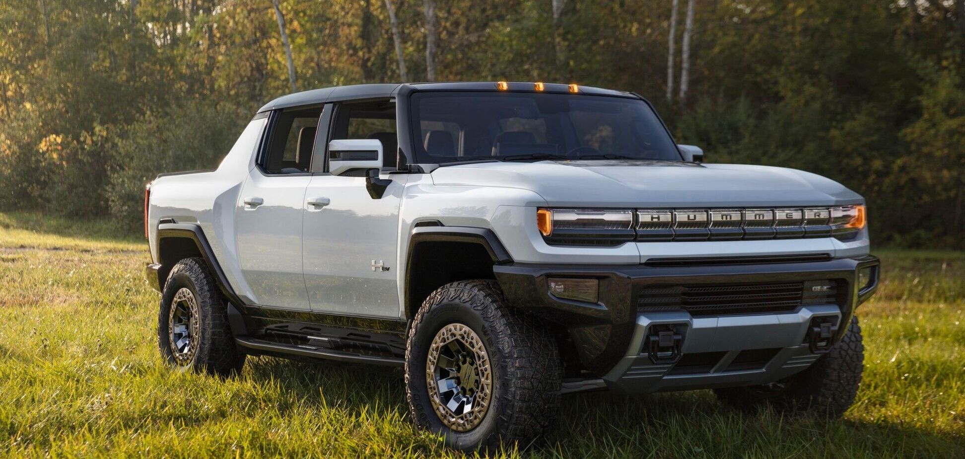 General Motors представил электромобиль Hummer и назвал его цену