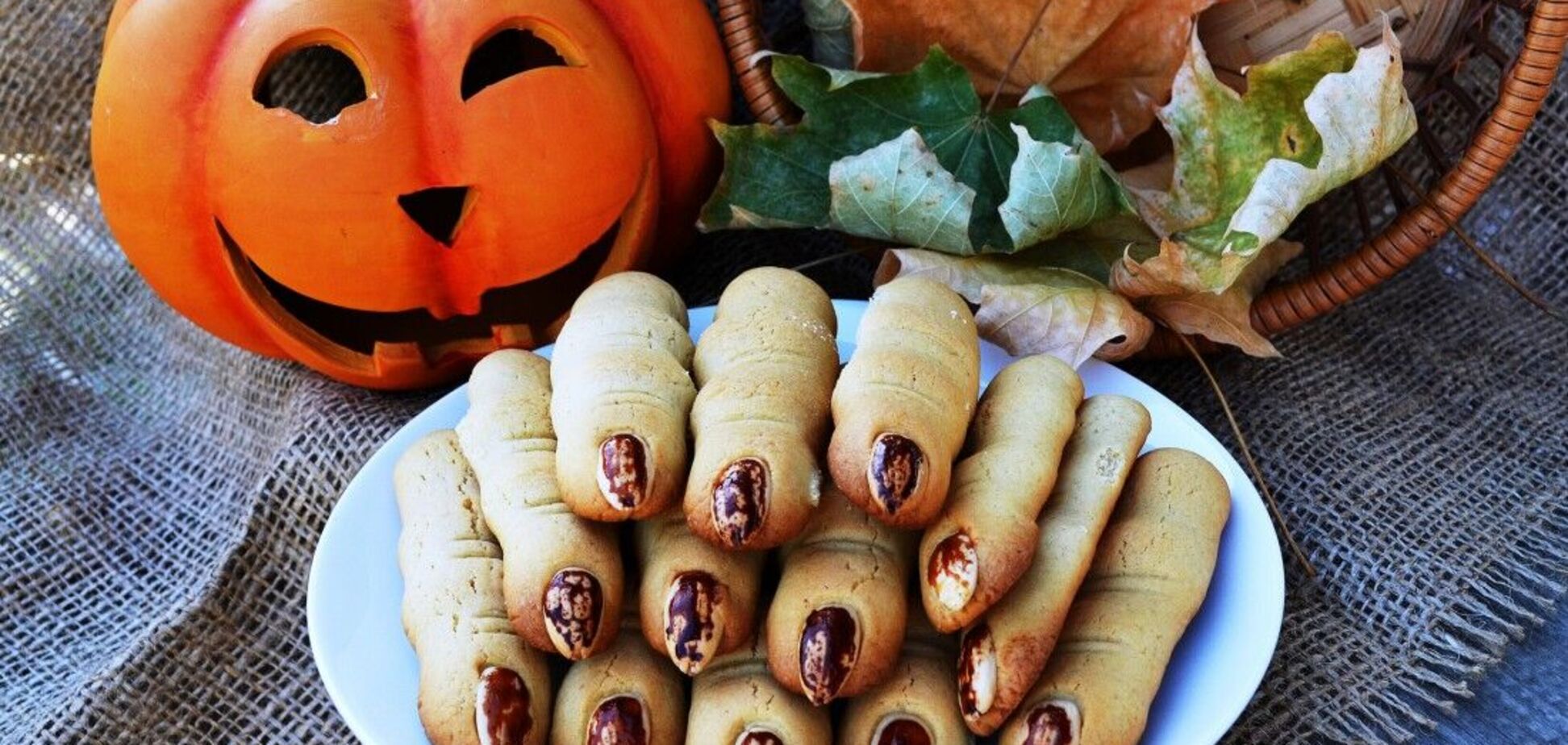 Печенье 'Пальчики ведьмы' на Хэллоуин