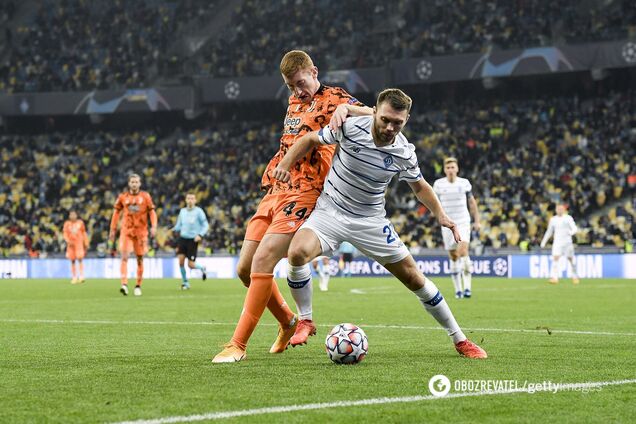 Александр Караваев против Деяна Кулусевски