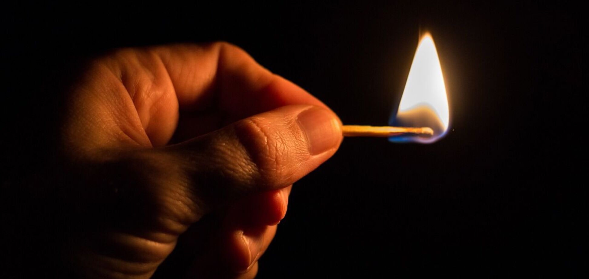 На Дніпропетровщині чоловік спалив два будинки своїх знайомих. Фото