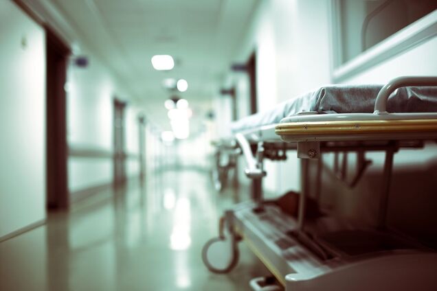 Під Дніпром чоловік впав у погріб і пролежав там тиждень