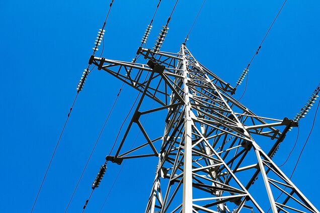 В Одесі чоловік намагався накласти на себе руки на опорі ЛЕП