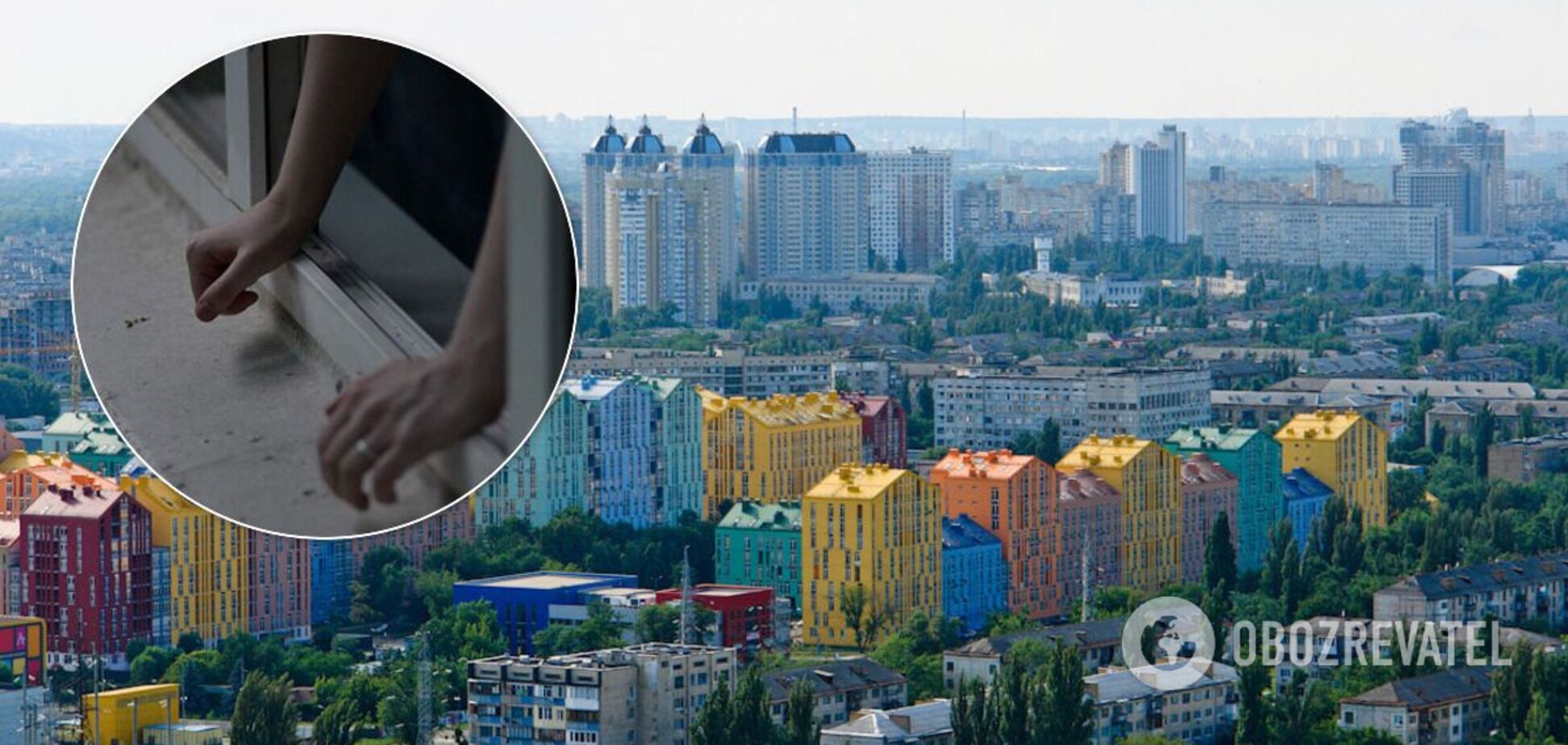 В Киеве женщина выпала из окна