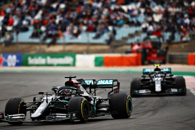 Хэмилтон побил 'вечный' рекорд Шумахера, установив историческое достижение