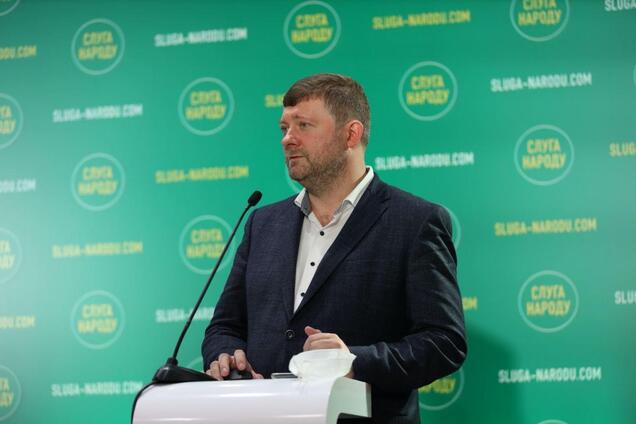 Александр Корниенко озвучил статистику Слуги народа на выборах в областные и районные советы