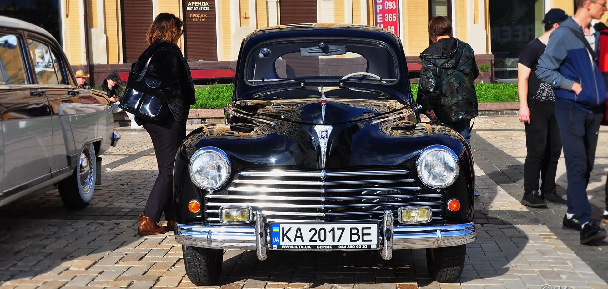 Поклонники ретро отпраздновали День автомобилиста