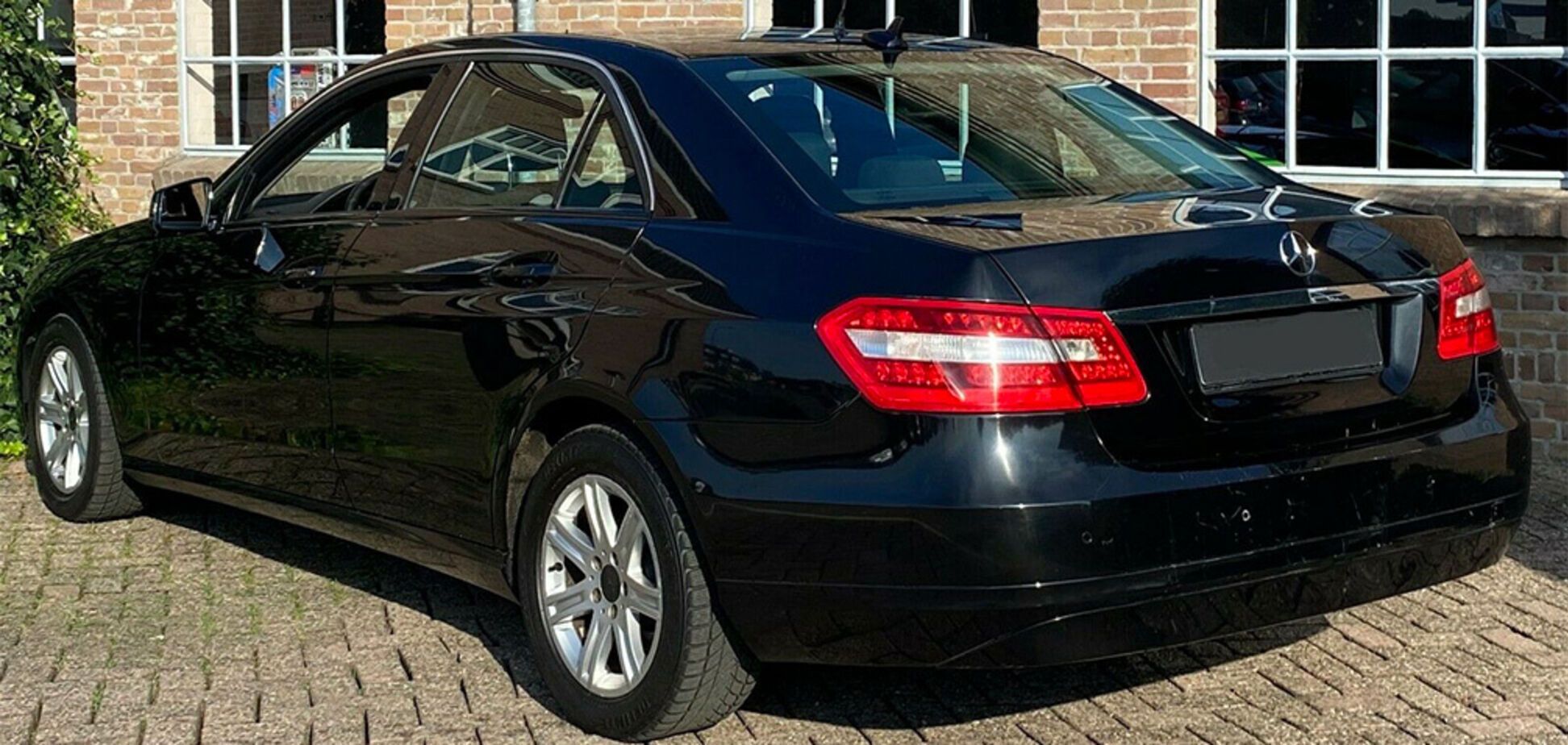 10-летний Mercedes E-Class с пробегом 1 млн км оценили как б/у Chevrolet Aveo